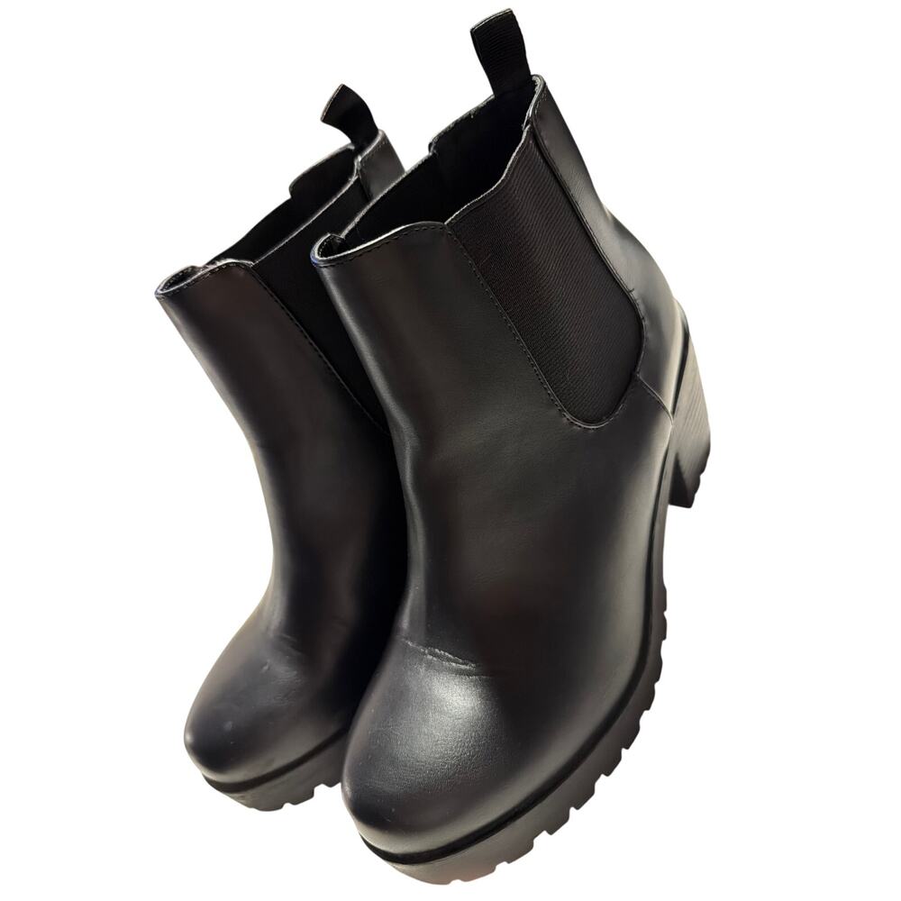 Women's Black Soda Jaber Ankle Boot Size 8